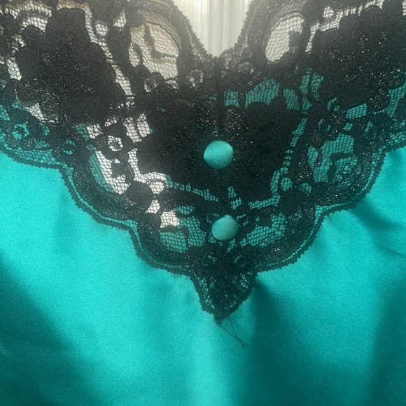 Ladies cami - Picture 3 of 7